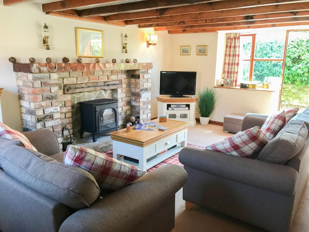 Danby Cottage room 2