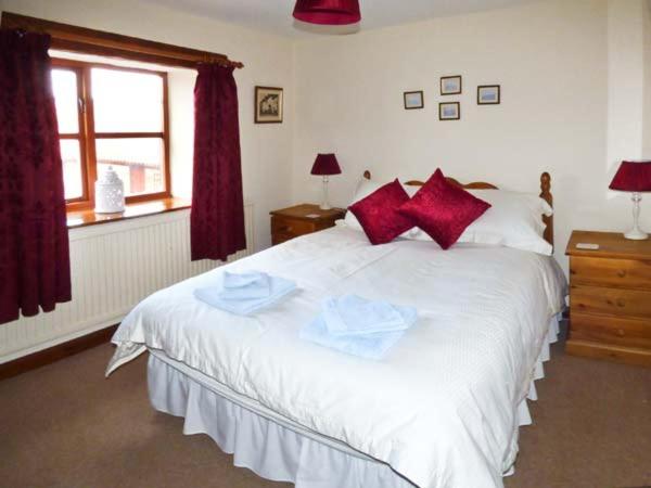 Danby Cottage room 5